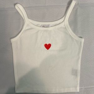 White tank top with red heart♥️